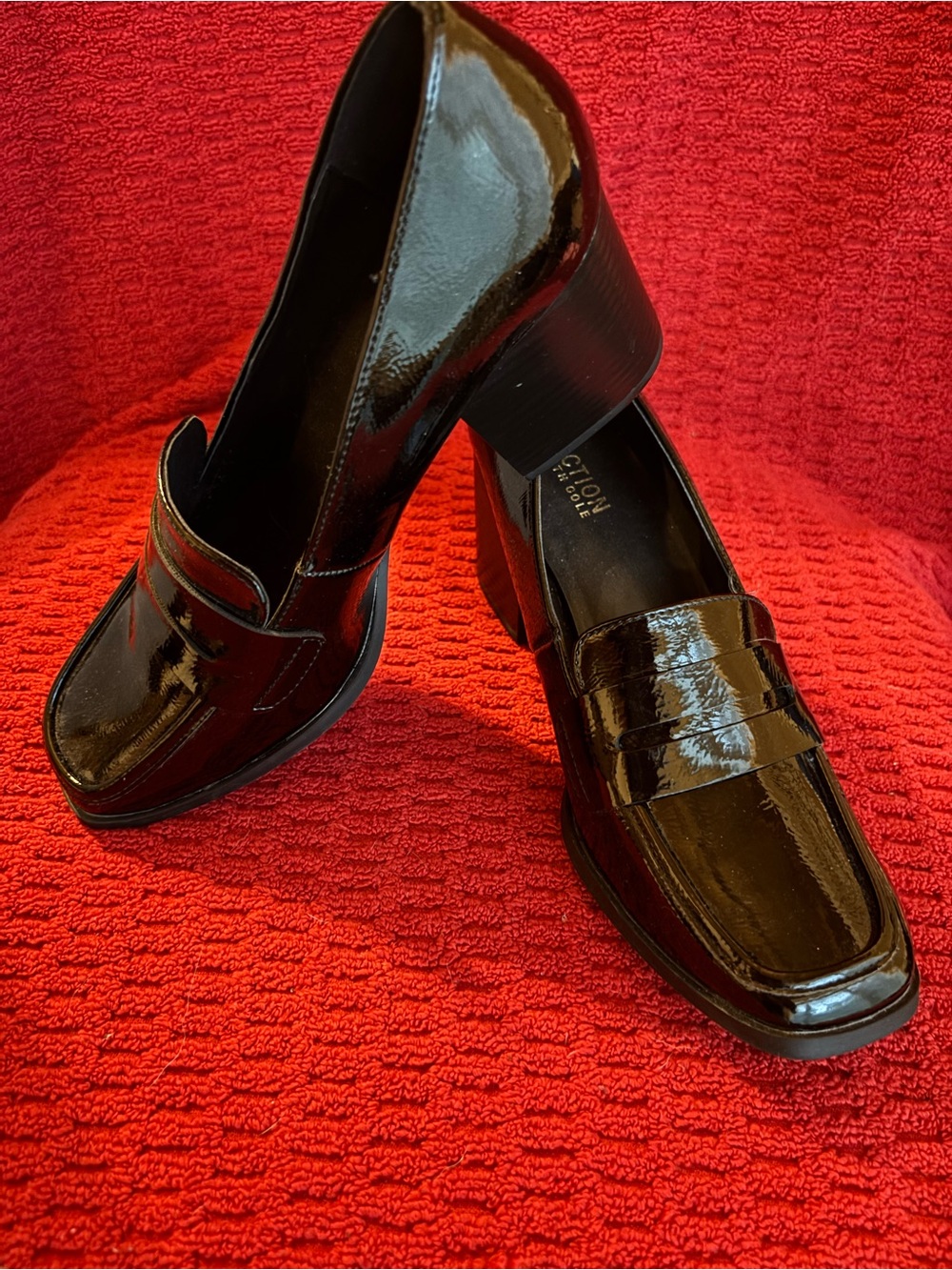 Kenneth Cole Reaction Black Patent Leather Block Heel Loafers - NWOT